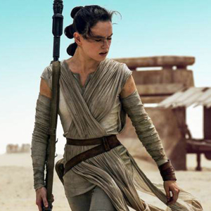 Rey Skywalker in the desert