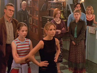 Buffy and the Scooby Gang protect Tara from Tara's crappy family.