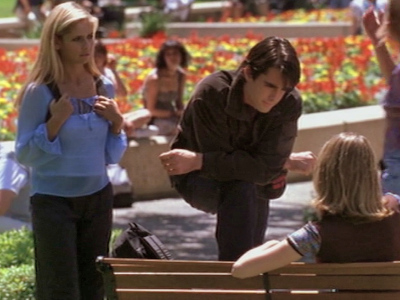 Parker talking to another girl on campus while Buffy watches