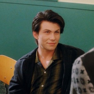 Christian Slater in a screenshot from Heathers