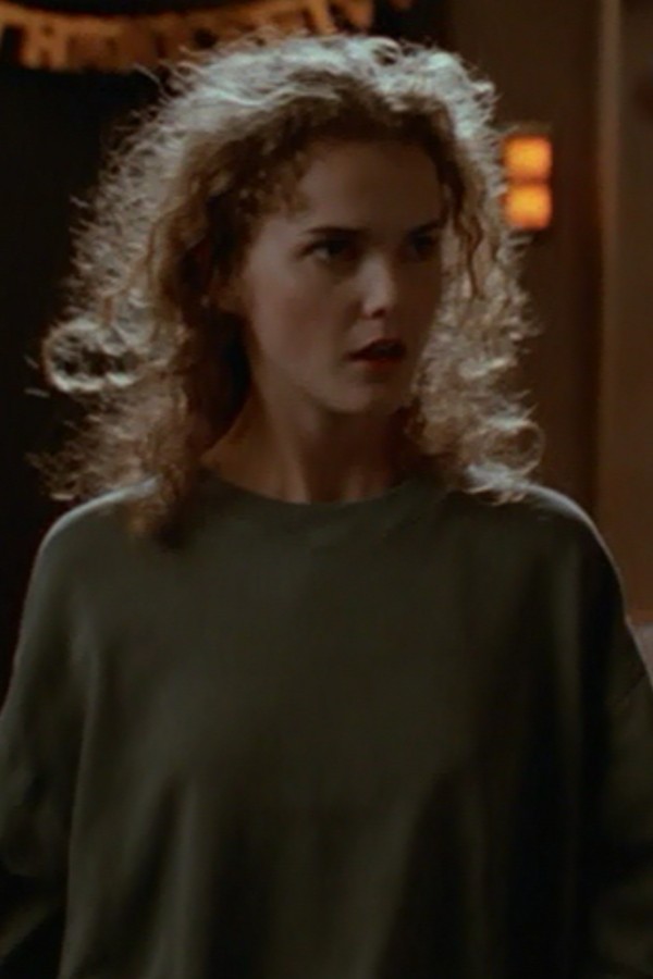 Felicity, with crazy messed up hair