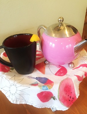 A teapot and mug