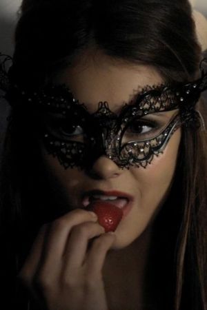 The Vampire Diaries S2.E07 “Masquerade” - Forever Young Adult